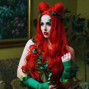 Poison Ivy Halloween Costume and Wig Large